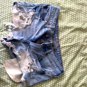 American eagle distressed shorts